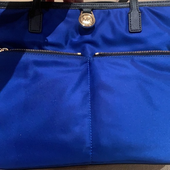 MICHAEL KORS KEMPTON TOTE - Picture 12 of 12